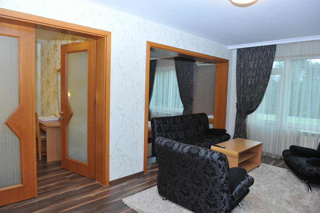 Eros Motel Σαντάνσκι Δωμάτιο φωτογραφία