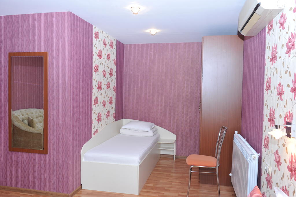 Eros Motel Σαντάνσκι Δωμάτιο φωτογραφία